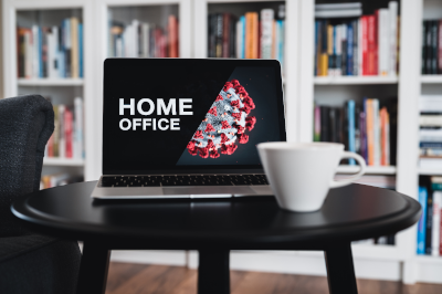 Read more about the article Arbeitsrecht – Homeoffice oder mobile Arbeit?